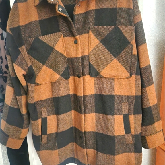 H&M soft & warm womens shirt jacket. - Picture 2 of 3